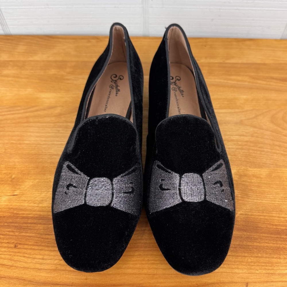 Seychelles Coreylynncalter All Mine Black Velvet Bow Loafer Flat Silver Heel 6.5